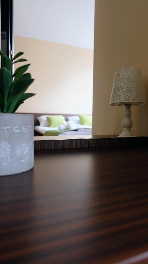Hotel Richi 泽尼察 外观 照片